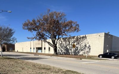 David R. Dunn CCIM, SIOR & Courtney Stanford, CCIM Close Sale of 1309 Avenue H in Grand Prairie, TX